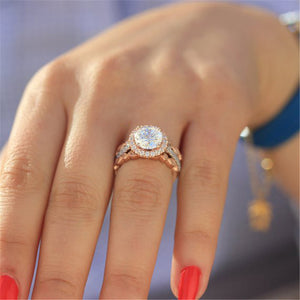 Glam Gold  Zircon Rose Gold Ring